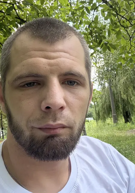 Soy Sergey, 28 años, conociéndome para relación a largo plazo en Málaga