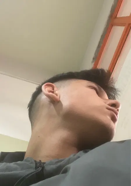 Я Mete, 25, из Бурсы, ищу знакомства на одну ночь