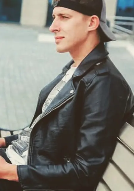 Я Слава, 29, из Минска, ищу знакомство для открытые отношения