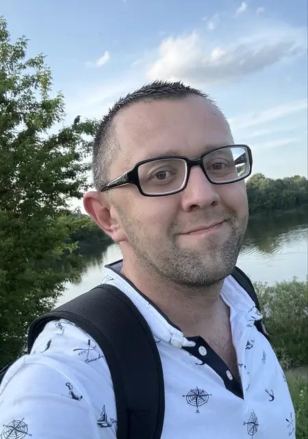 Андрей из Могилёва, мне 39, познакомлюсь на одну ночь