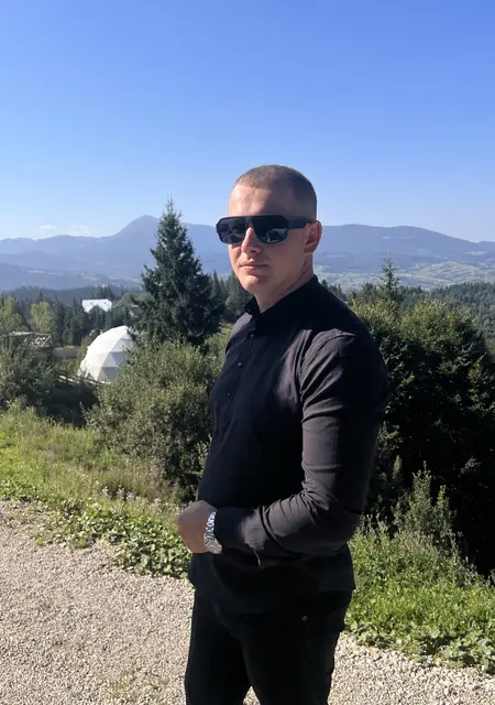 Володимир из Охтирка, ищу на сайте общение