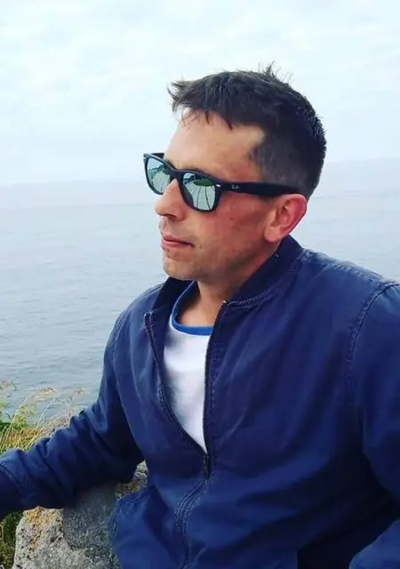 Soy Luis, 42 años, conociéndome para relación a largo plazo en Pontevedra