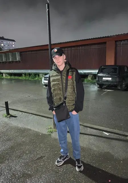 Rick из Бердянска, ищу на сайте приятное времяпровождение