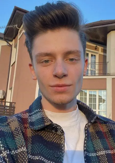 Я Саша, 25, знакомлюсь без обязательств в Лиде