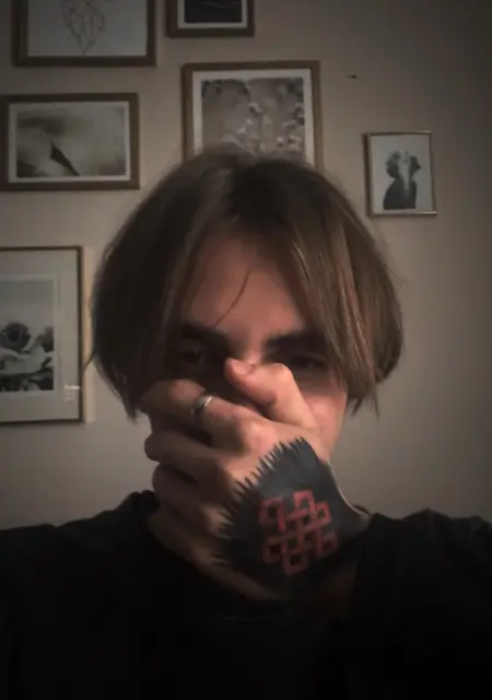 Я Саша, 19, знакомлюсь на одну ночь в Яроцин