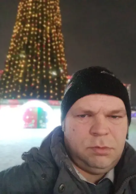 Я Олег, 43, знакомлюсь для общения в Витебске