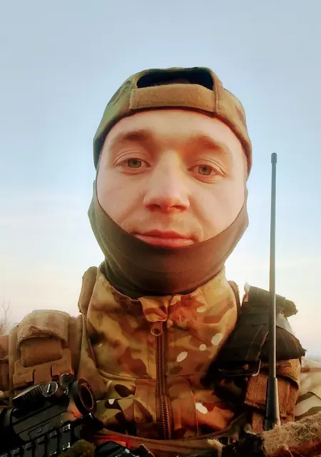 Макс из Брюсселя, ищу на сайте знакомства без обязательств