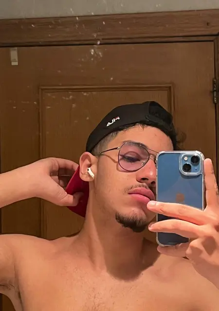 Soy Abdl, 24 años, conociéndome para lío de una noche en Alicante