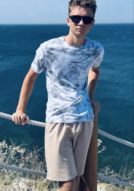 Владислав из Гомеля, ищу на сайте знакомства на одну ночь