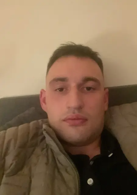 Иван из Кременчуга, ищу на сайте знакомства на одну ночь