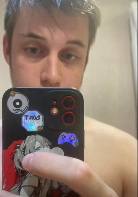 Артемий из Берлина, ищу на сайте знакомства на одну ночь