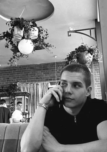 Данил из Салоников, мне 20, познакомлюсь для вирта