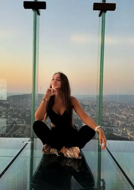 Я Anna, 36 років, знайомлюсь для відкриті стосунки у Гадяч