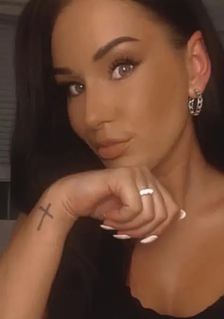 Lisa Melisa de Madrid, tengo 29 años, lista para conocer para lío de una noche