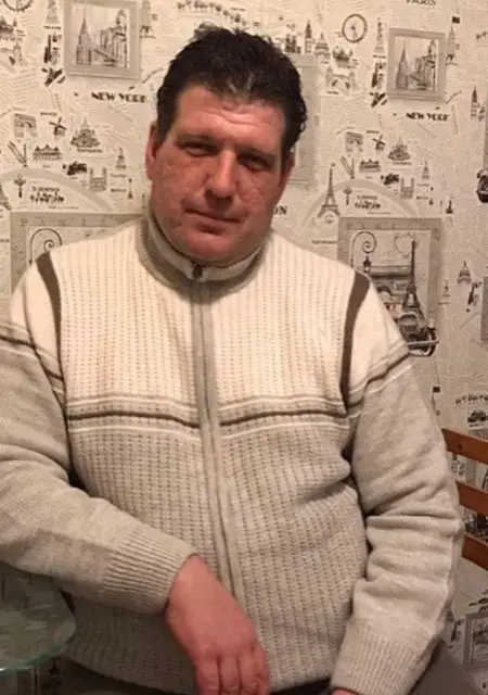 Александр з Маріуполя, мені 51 років, познайомлюсь для постійних стосунків