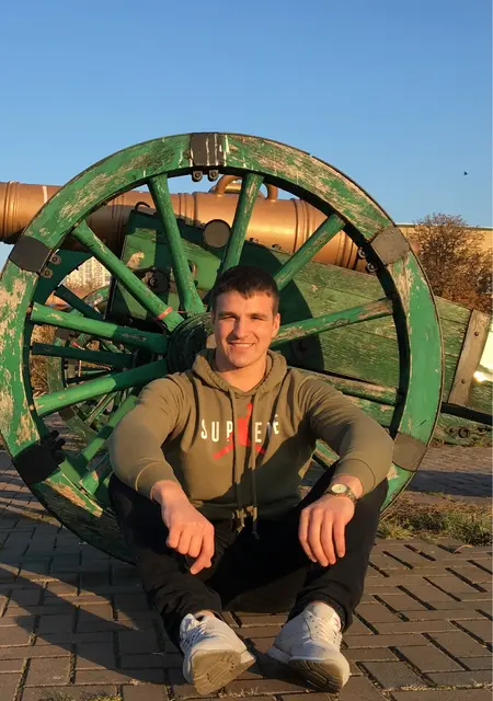 Я Петро, 32, знакомлюсь на одну ночь в Владимире-Волынском