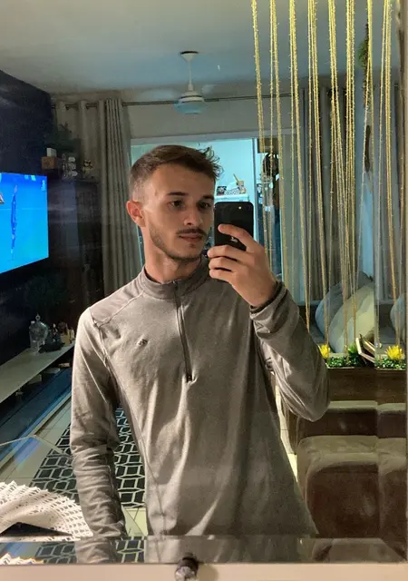 Adaliel из Бела-оризонти, ищу на сайте знакомства на одну ночь