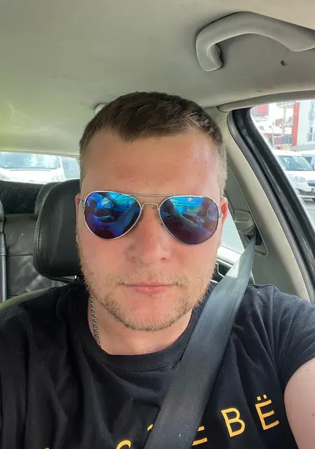 Я Володимир, 26, знакомлюсь для постоянных отношений в Легница