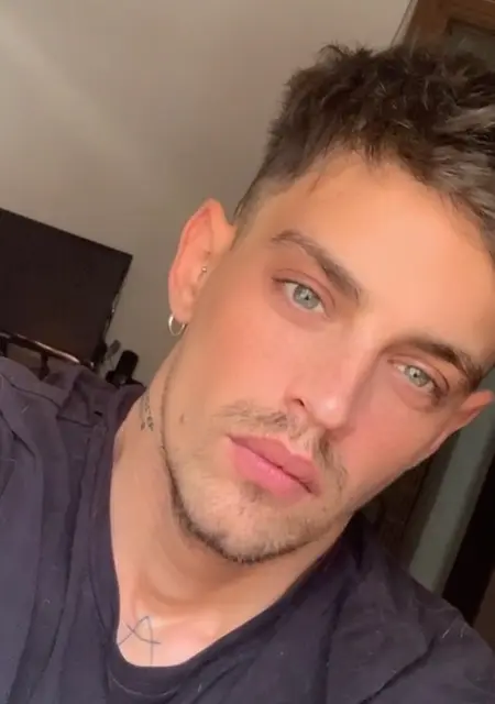 Soy Dani Lage, 32 años, conociéndome para lío de una noche en Vigo