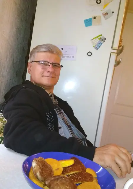 Александр из Одессы, ищу на сайте знакомства без обязательств