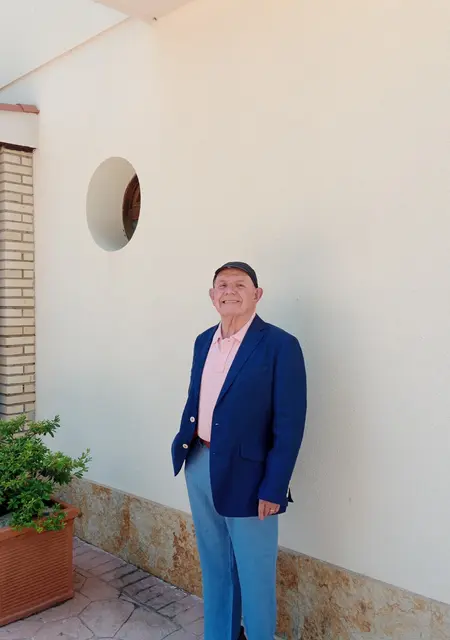 Vidal de Palma de Mallorca, tengo 77 años, listo para conocer para lío de una noche