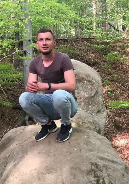 Василь з Львова, мені 28 років, познайомлюсь на одну ніч