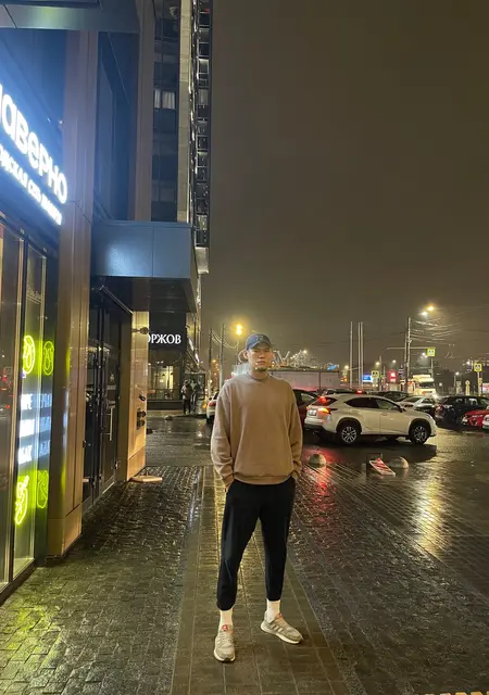 Zhanserik из Хоргос, мне 24, познакомлюсь для приятного времяпровождения