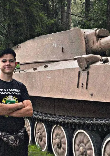 Станіслав из Харькова, ищу на сайте открытые отношения