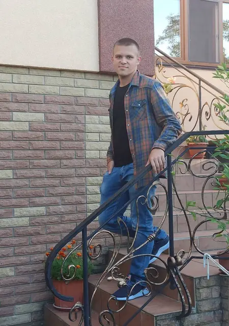 Я Артур, 24, знакомлюсь для совместных путешествий в Житомире