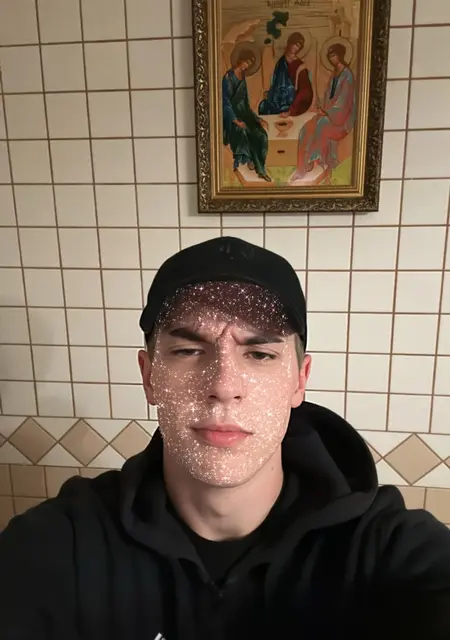 Влад из Ивано-Франковска, ищу на сайте приятное времяпровождение