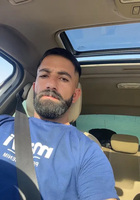 Mahmut из Анкары, ищу на сайте знакомства без обязательств