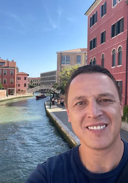 Dima из Киля, ищу на сайте знакомства на одну ночь