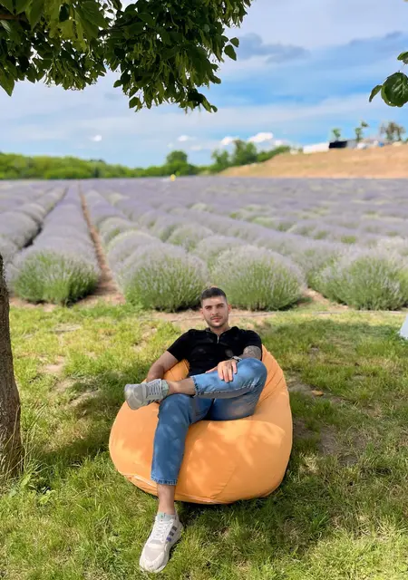 Petr з Кропивницького, мені 31 років, познайомлюсь для приємного проведення часу