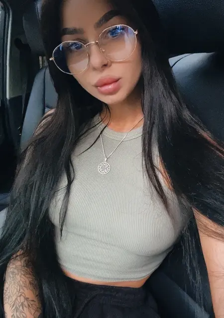 Юлия из Амстердама, ищу на сайте вирта