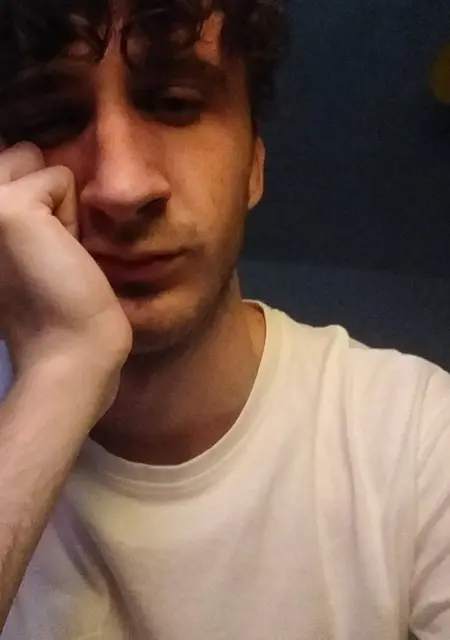 Andrea из Тревизо, мне 24, познакомлюсь для постоянных отношений