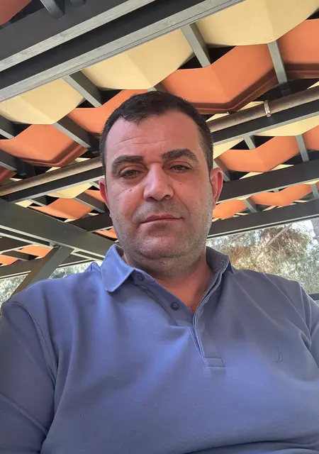 Я Umut, 39, из Измира, ищу знакомство для совместных путешествий