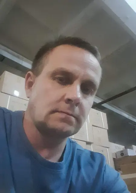 Я Олег, 51, знакомлюсь без обязательств в Киеве