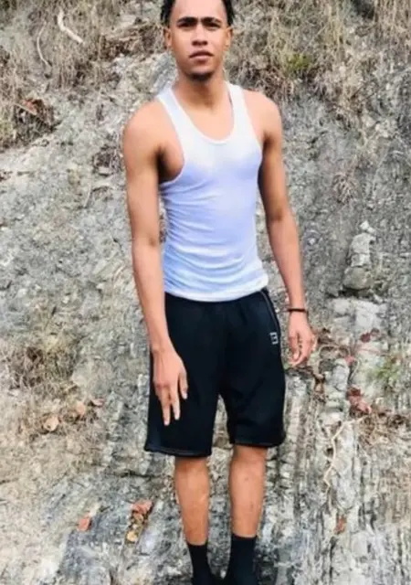 Я Jose Antonio, 24, из Санто-доминго, ищу знакомства без обязательств