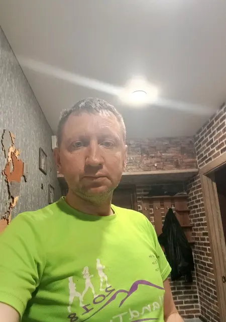 Я Alex, 40, знакомлюсь на одну ночь в Гомеле