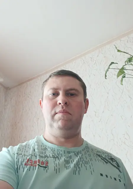 Иван из Могилёва, ищу на сайте знакомства без обязательств