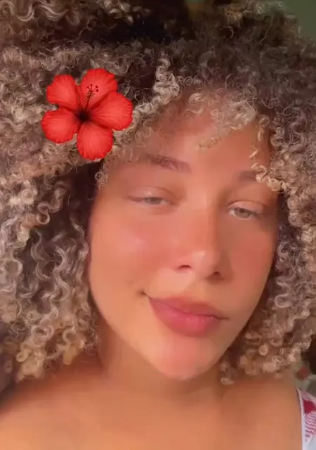 Я Livia, 23, из Салвадор, ищу знакомство для вирта
