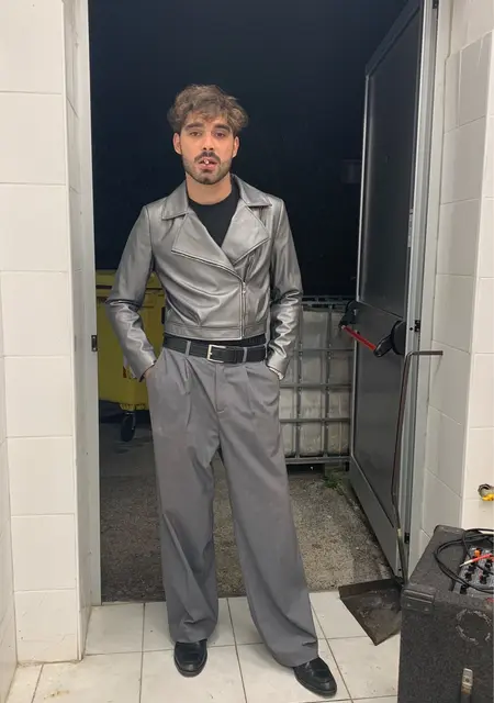 Я Giacomo, 23, из Пармы, ищу знакомство для приятного времяпровождения