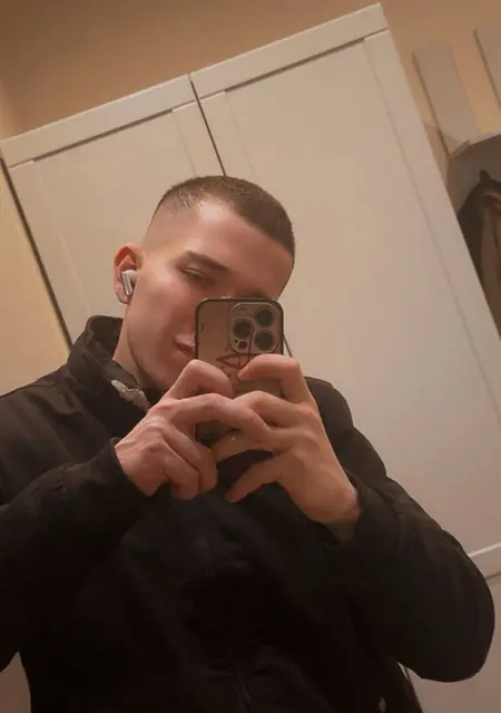 Магомед из Налдвейка, мне 22, познакомлюсь для приятного времяпровождения