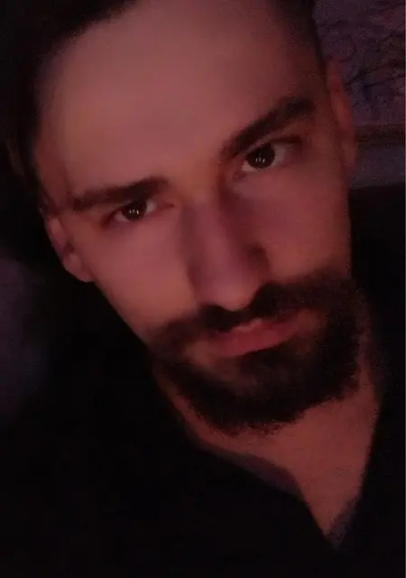 Я Тимур, 30, знакомлюсь без обязательств в Киеве