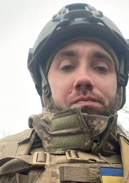 Роман з Миколаєва, мені 27 років, познайомлюсь для постійних стосунків