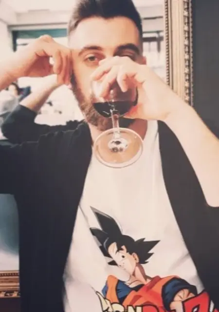 Soy Maquina Yo, 34 años de Granollers, busco conocer gente para chatear