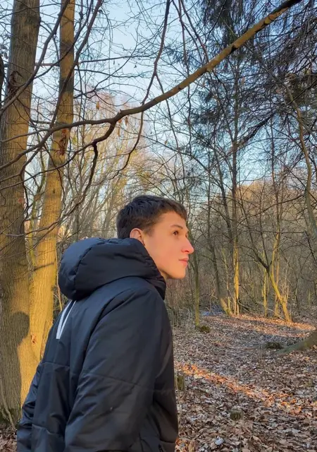 Я Діма, 20, из Хмельницкого, ищу знакомство для приятного времяпровождения