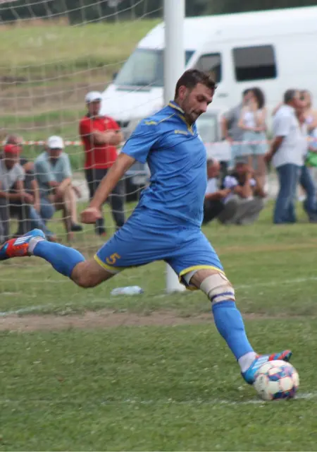 Володимир з Коломия, шукаю на сайті знайомства без зобов'язань