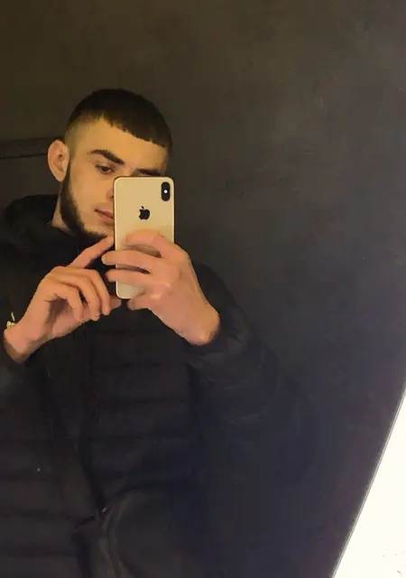 Я Armani, 20 років, знайомлюсь на одну ніч у Кривий Ріг