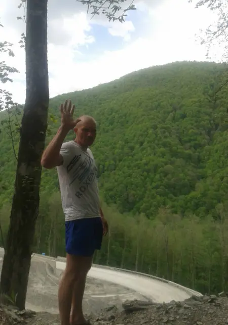 Я Дмитрий, 43, знакомлюсь без обязательств в Амстердаме